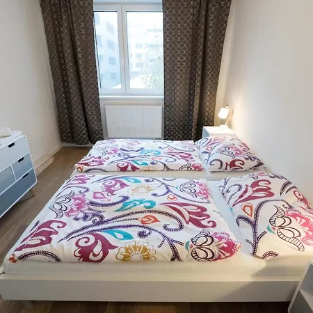 Bein With Parking Apartment